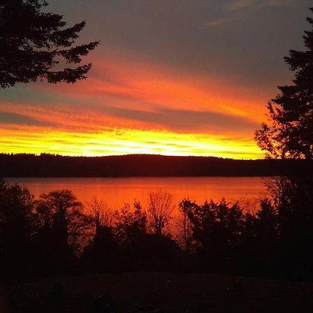 Sunrise Suite On The Sound Anacortes Exteriör bild
